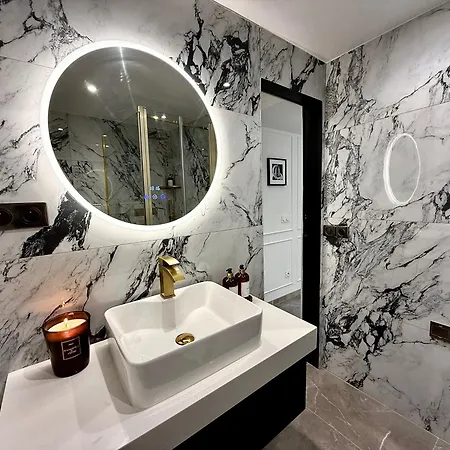 Auguste Comte - Avec Balcon - Coeur De 아파트