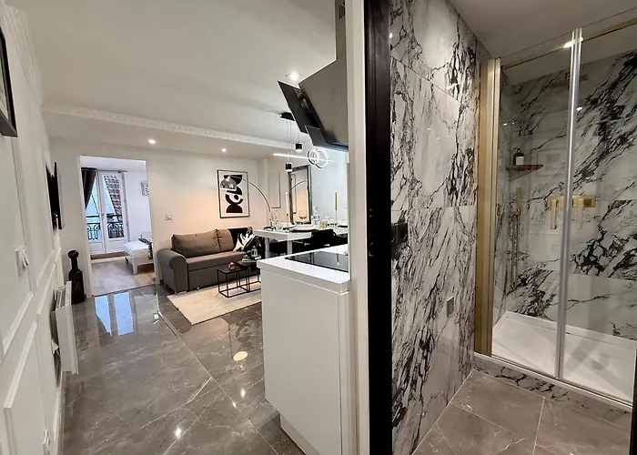 Auguste Comte - Avec Balcon - Coeur De * ディジョン