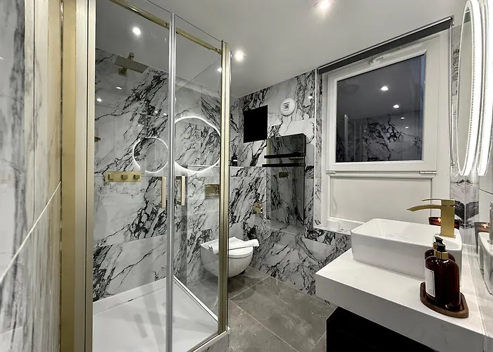 Auguste Comte - Avec Balcon - Coeur De ディジョン