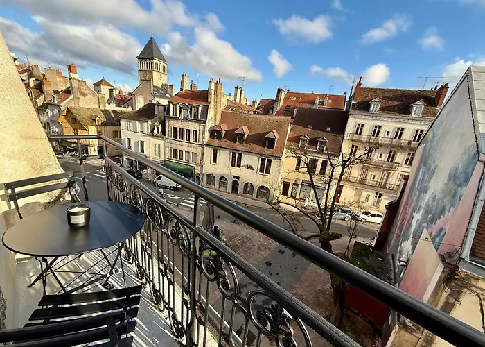 Auguste Comte - Avec Balcon - Coeur De ディジョン